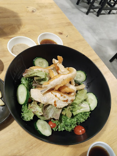 เนื้อบุชเชอรี่ สาขาแหลมดิน เฉวง Beef butchery 2nd branch Chaweng - การบริการอาหารและที่พัก