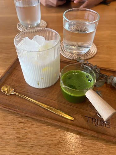 Tribe Cafe - การบริการอาหารและที่พัก