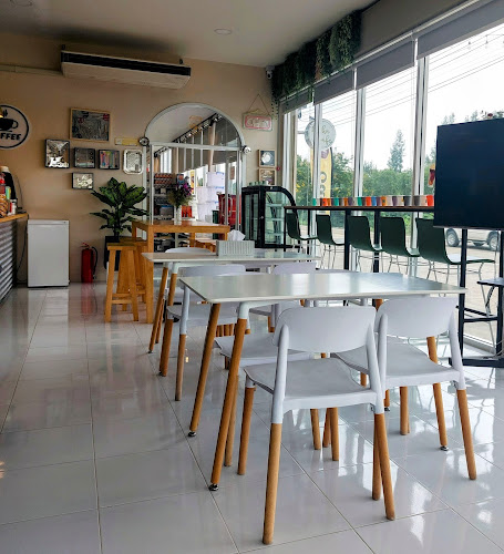 Sanha cafe&bar - อำเภอลำลูกกา