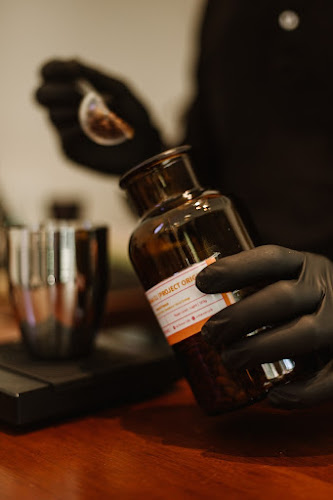 Opinii despre ma lune (มาลูน) Specialty Coffee Roaster în Mueng - การบริการอาหารและที่พัก