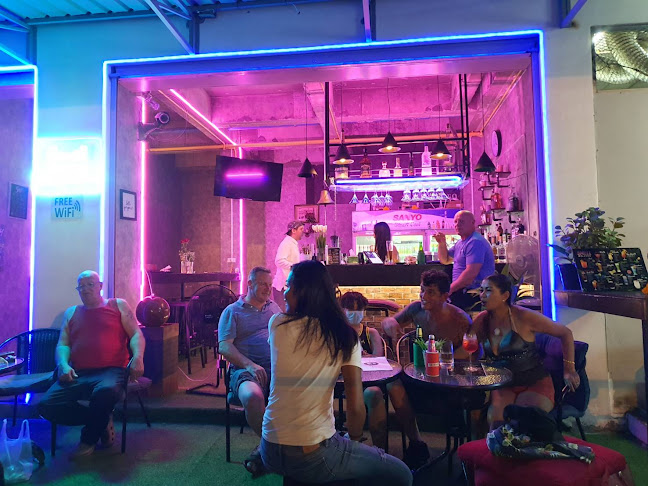 112 114 ถ. ทวีวงศ์ ตำบลป่าตอง อำเภอกะทู้ ภูเก็ต 83150