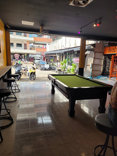 Comentarii opinii despre Mad Monkey Bar