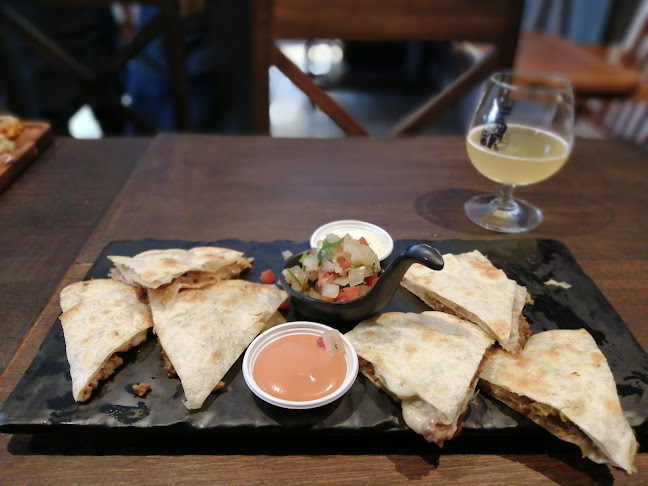 Comentarii opinii despre JIM's Burgers & Beers - Pakkred