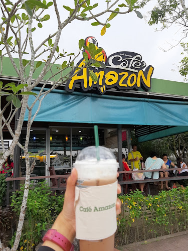 คาเฟ่ อเมซอล (สนามฟุตบอลหญ้าเทียม วินนิ่ง สเตเดี่ยม)