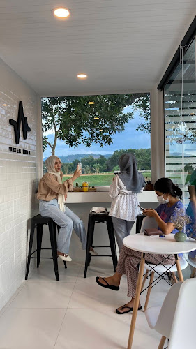 Water Walk Café : น้ำเดิน คาเฟ่ (ศรีสุนทร/ภูเก็ต)