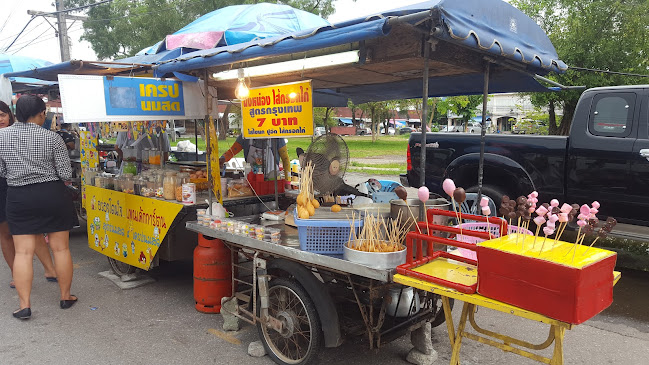 ตลาดแอล - การบริการอาหารและที่พัก