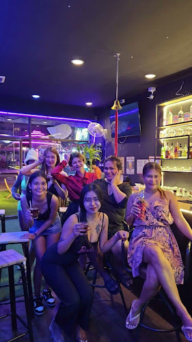 Opinii despre LUCKY BAR - OTOP în อำเภอ กะทู้ - การบริการอาหารและที่พัก