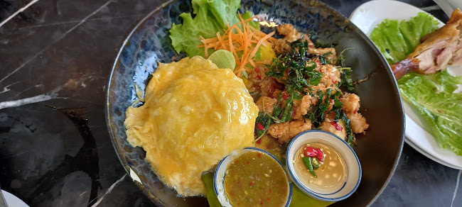 สามไบเถา คาเฟ่ แอนด์ บิสโตร - อำเภอเมืองนครสวรรค์