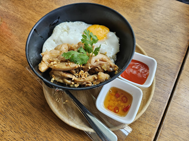 Opinii despre Guu&You กูแอนด์ยู ศรีราชา în อำเภอศรีราชา - การบริการอาหารและที่พัก