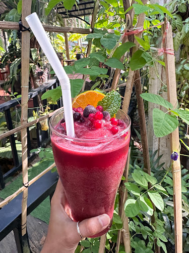 ซอย ปลักเจ 3 ตำบล กะรน อำเภอเมืองภูเก็ต ภูเก็ต 83100