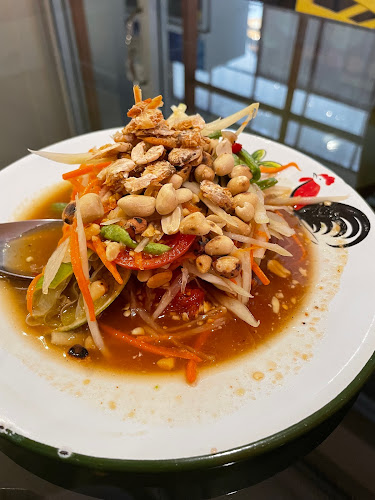 นัวร์ ส้มตำ สตรีทฟู้ด สาขา 2 - Thai Street Food - อำเภอบางละมุง