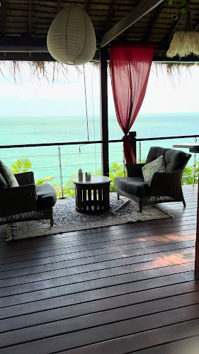 Comentarii opinii despre Dr Frogs Bar & Grill