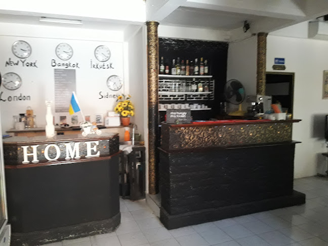 Joy's HOME Bar&Restaurant - การบริการอาหารและที่พัก