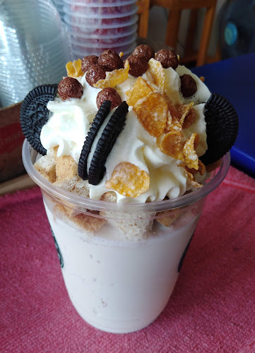 Opinii despre ร้านกาแฟ Nutcoffee สาขาสนม(NUT COFFEE) în อำเภอ สนม - การบริการอาหารและที่พัก