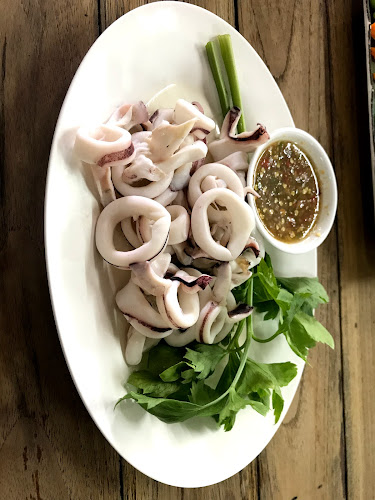 ร้านอาหารจุก-โจ้ - การบริการอาหารและที่พัก