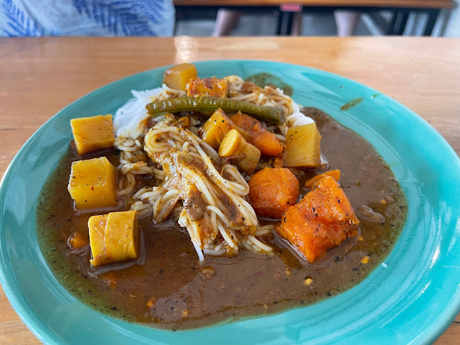 66 2 ถ. ภูเก็ต ตำบลตลาดใหญ่ อำเภอเมืองภูเก็ต ภูเก็ต 83000