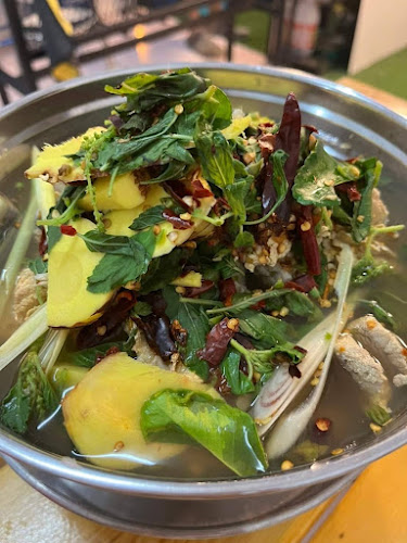 Comentarii opinii despre ข้าวต้มปลากระทะนายพล พัทยา