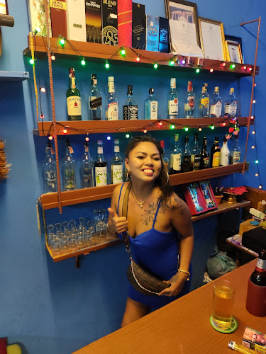 Opinii despre Nuch Zii Bar Food & Drink în อำเภอบางละมุง - การบริการอาหารและที่พัก