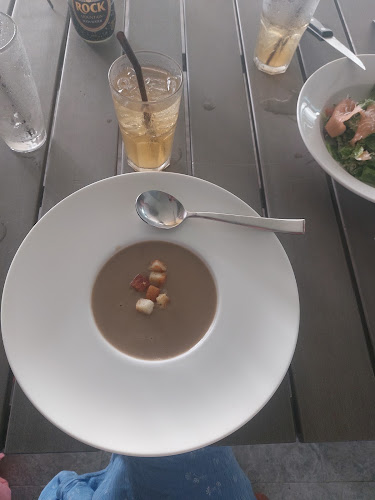 Comentarii opinii despre N1 Cafe' & Green