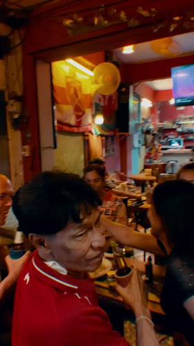 New Stars Restaurant & Bar - การบริการอาหารและที่พัก