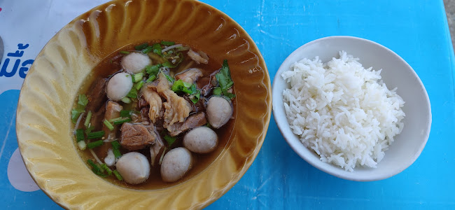 ลูกชิ้นตาอ้วน - อำเภอเมืองสุโขทัย