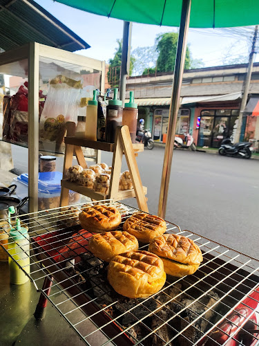 Comentarii opinii despre Nam kaeng sai konkoh น้ำแข็งใสคนเกาะ