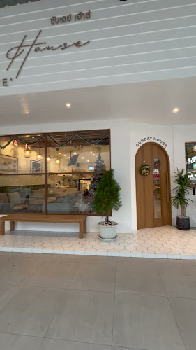 Opinii despre Sunday House.cafe în อำเภอบางละมุง - การบริการอาหารและที่พัก
