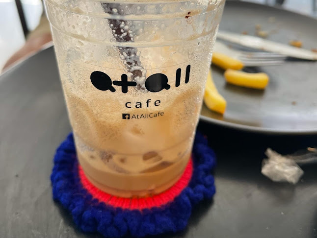 Comentarii opinii despre At All Cafe