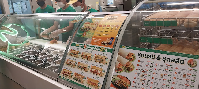 Subway ปตท.พระราม2 กม.35 - การบริการอาหารและที่พัก