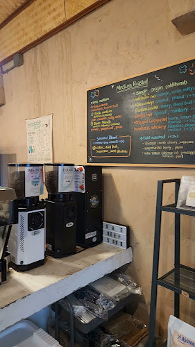 Saereesook ร้านกาแฟ เสรีสุข - การบริการอาหารและที่พัก