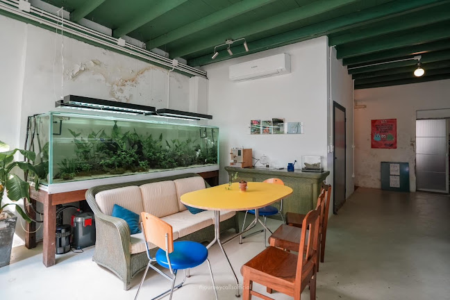 16 ถ. กระบี่ ตำบลตลาดเหนือ อำเภอเมืองภูเก็ต ภูเก็ต 83000