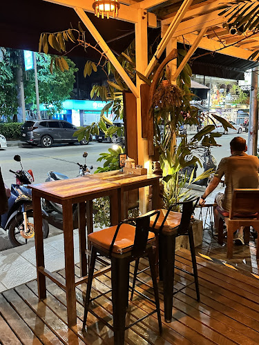 Opinii despre Jasmin's Café în อำเภอบางละมุง - การบริการอาหารและที่พัก