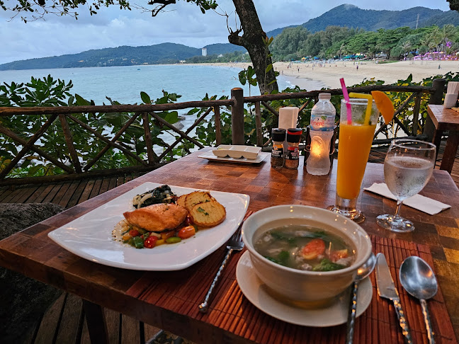 ออน เดอะ ร๊อค - อำเภอเมืองภูเก็ต