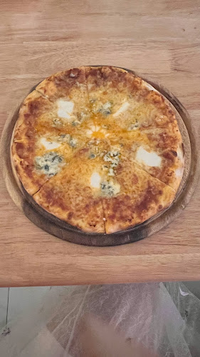 Opinii despre Pizzeria în อำเภอกะทู้ - การบริการอาหารและที่พัก