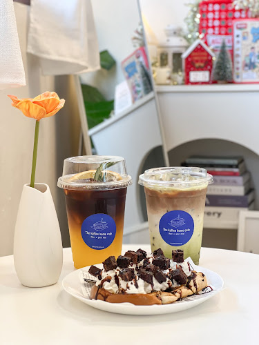 THE KAFFEE HOME CAFE - การบริการอาหารและที่พัก