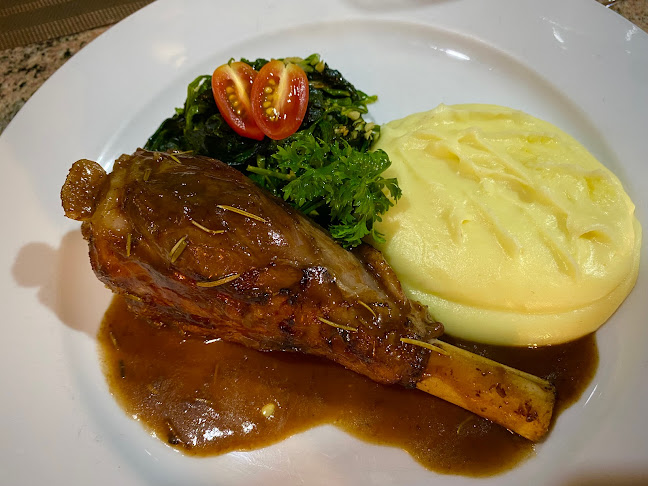 Comentarii opinii despre Chez Andy Swiss Restaurant & Steak House