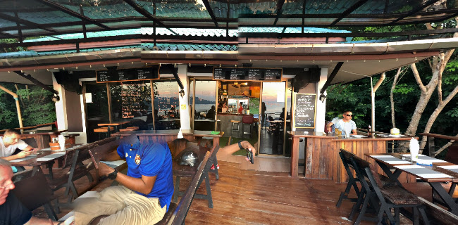 Opinii despre ป่าตอง ซันเซ็ท วิว เรสเตอร์รอง în อำเภอกะทู้ - การบริการอาหารและที่พัก