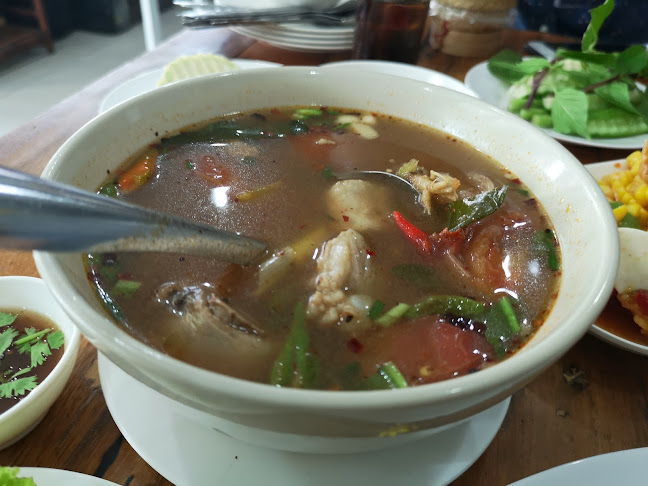 Opinii despre ครัวซำบายโฮม(Thai-Esan Food) în อำเภอศรีราชา - การบริการอาหารและที่พัก