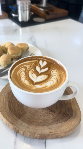 IU Slow Bar Coffee - อำเภอเมืองนครปฐม