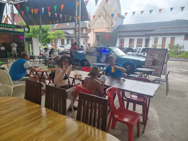 steet food market ถนน กะตะ กะรน เมือง ภูเก็ต 83000