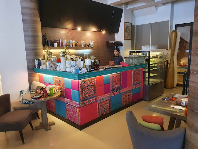 ฮ่องกง โบวล์ ขอนแก่น HongKong Bowl ( Chinese Food ) - การบริการอาหารและที่พัก