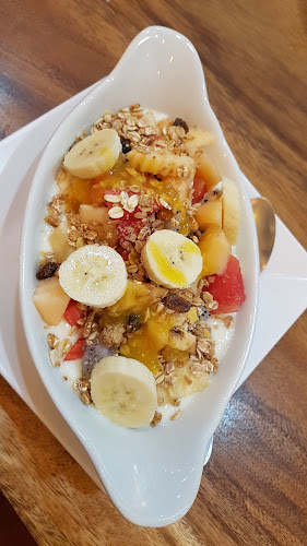 Opinii despre ลาฟาบริคเฟรนเบเกอรี่ în Koh Samui - การบริการอาหารและที่พัก