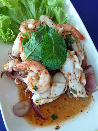 Comentarii opinii despre ร้านลาบศรีสะเกษจังหวัดพิษณุโลก