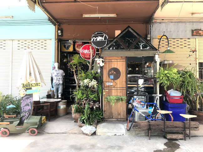 มงคลพาณิชย์1957 (coffee&roti) Cafe