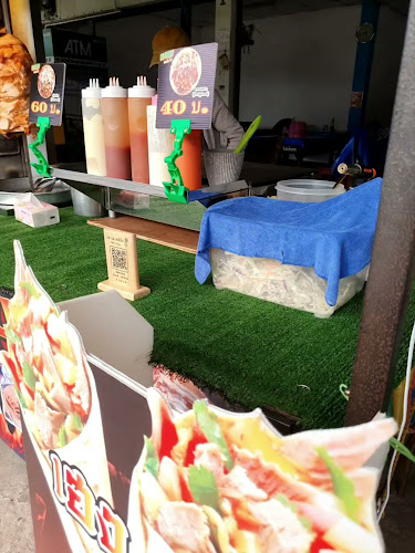 ร้านเฮงเฮง เคบับไก่ - การบริการอาหารและที่พัก