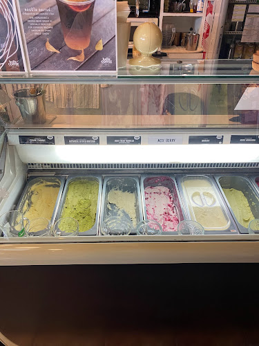 Opinii despre เบลล่าคอฟฟี่ în อำเภอศรีราชา - การบริการอาหารและที่พัก