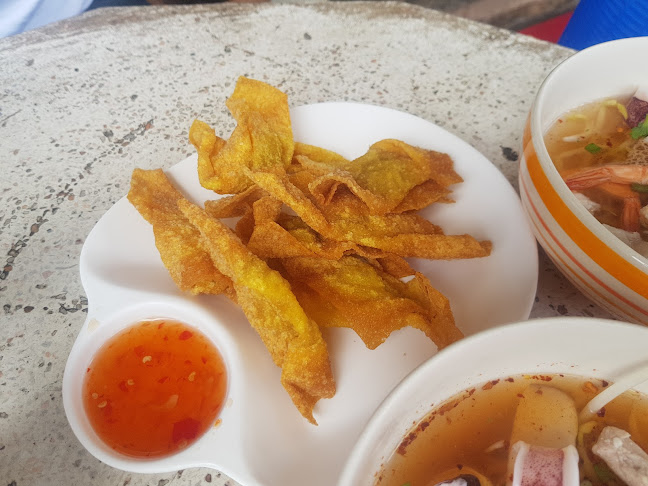 Opinii despre รัานก๋วยเตี๋ยวปลาอภิชน în อำเภอเมืองจันทบุรี - การบริการอาหารและที่พัก