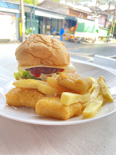 พิศษฐ์กรณีย์ อำเภอกะทู้ ภูเก็ต 83150