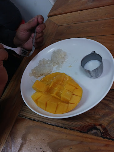 WANLAMUN & EGG E EGG @OLD TOWN thai dessert & chicken rice & thai food - เมือง