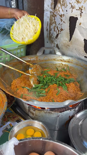 ป้าหนุ่ย ผัดไทยท่าฉาง